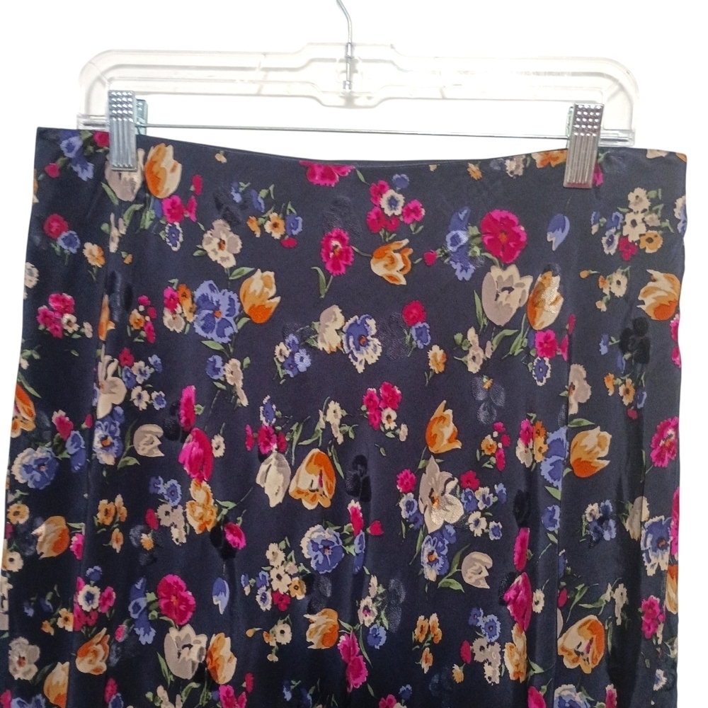 Lauren RL -Floral Navy Print Women's Skirt - Size 12 - Picture 2 of 4